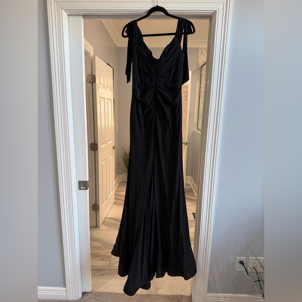Chic Black Maxi Dress - Picture 2 of 5
